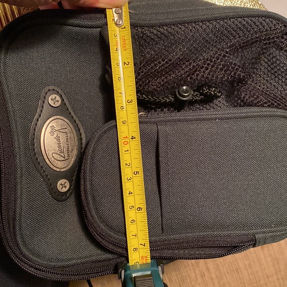 Unisex Green travel Bag - Picture 5 of 5